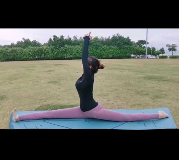 南山瑜伽老师,大长腿, 来解锁没玩过的姿势